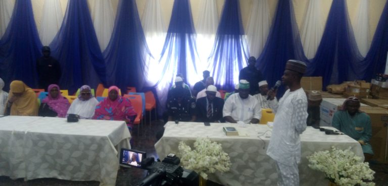 ACADIP Ikorodu Branch empowers eleven Muslims including reverts