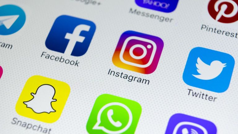 THE DAMNING EFFECT OF SOCIAL COMPARISON By Balogun Abdulbasit Umar